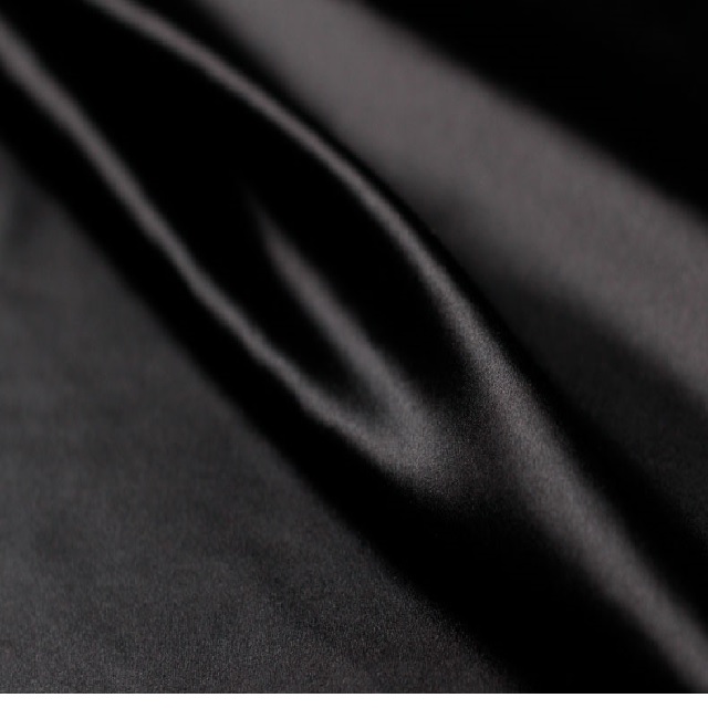 Black And White Silk Fabric for Women Shirts And Dresses