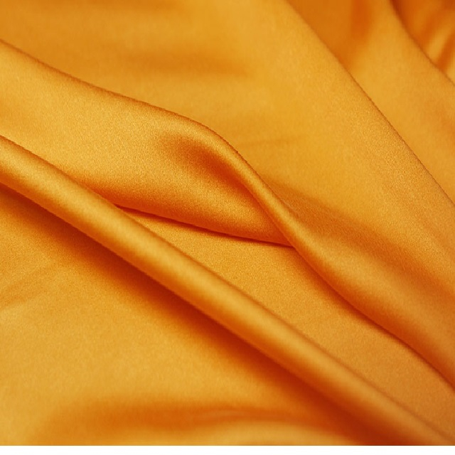 Buying Luxury Silk Fabric for Women Scarves